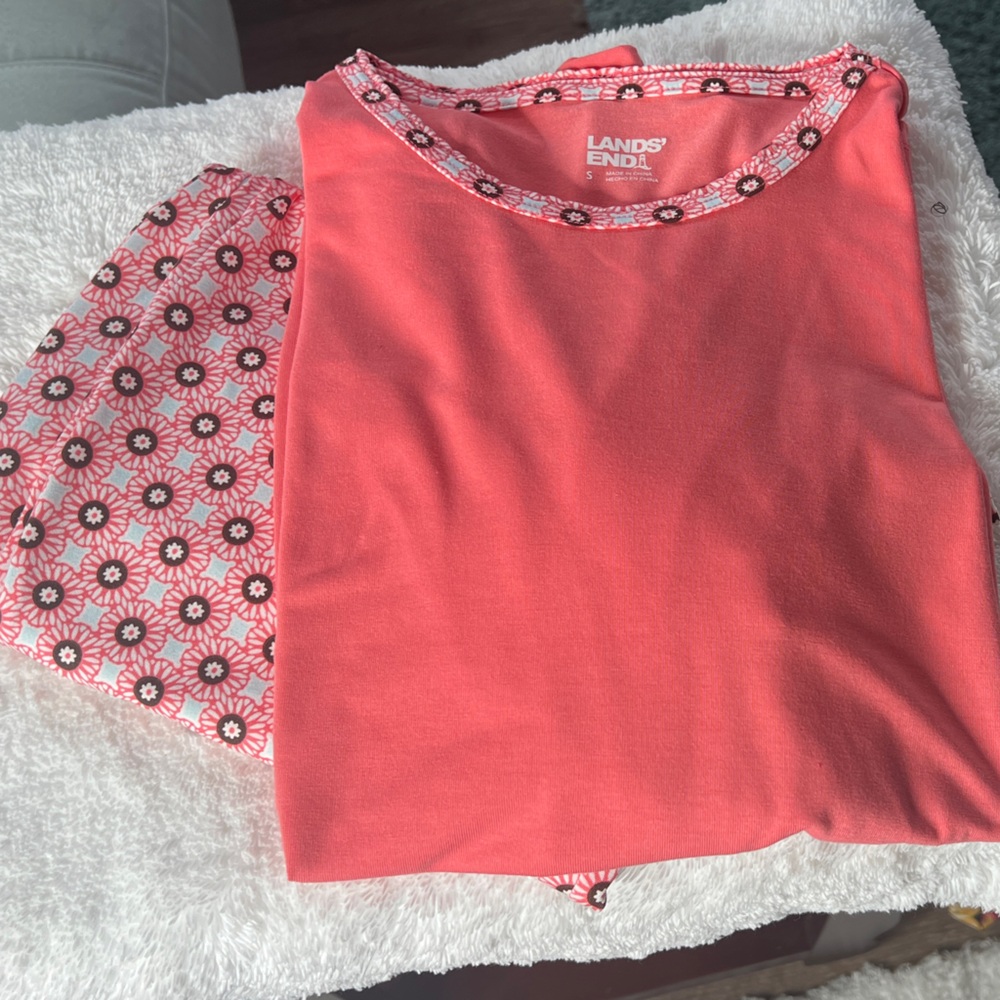 Lands' End Pink Top and Patterned Pants Pajama Set